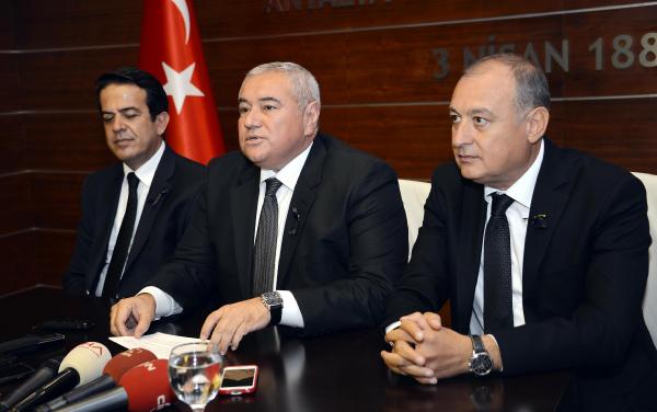 Antalyalı işadamlarından terör uyarısı: TBMM açılsın