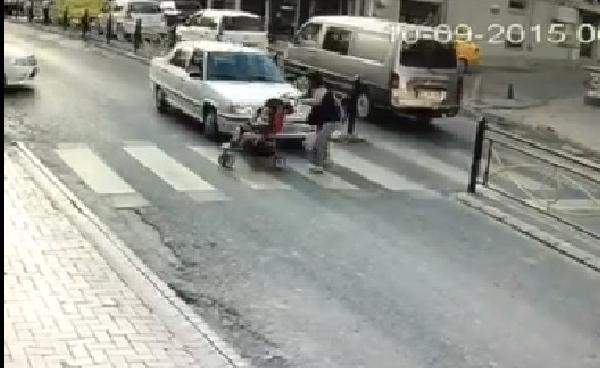Dalgın sürücü, nine ve torununa çarptı