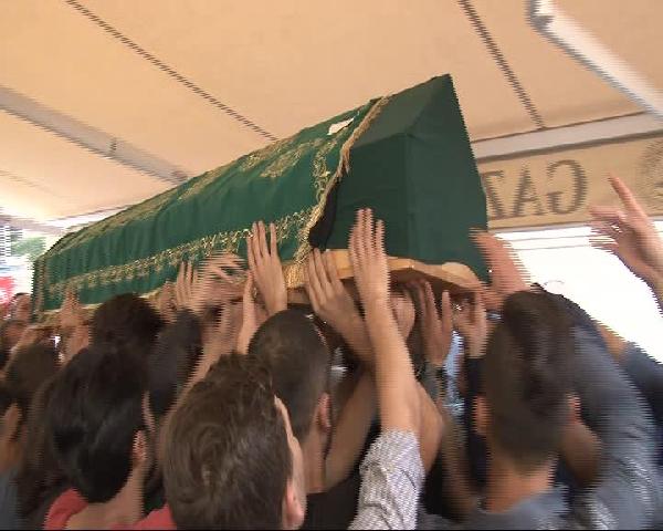 Cinayete kurban giden Küçükköyspor yöneticisi son yolculuğuna uğurlandı
