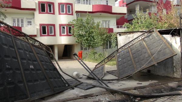 Sokağa çıkma yasağının kalktığı Cizre'de çatışmanın izleri