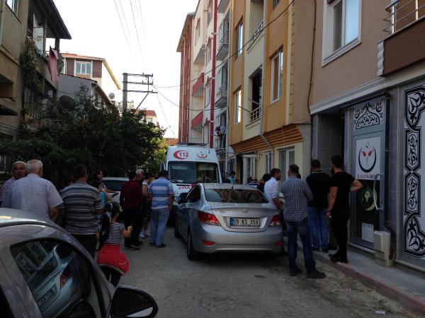 Tabancayla başından vurulmuş olarak bulundu