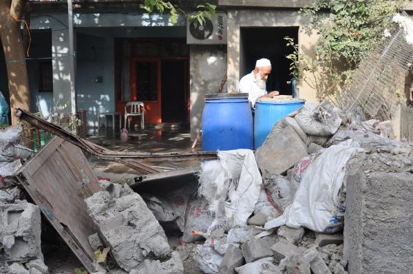 Sokağa çıkma yasağının kalktığı Cizre'de çatışmanın izleri (2)