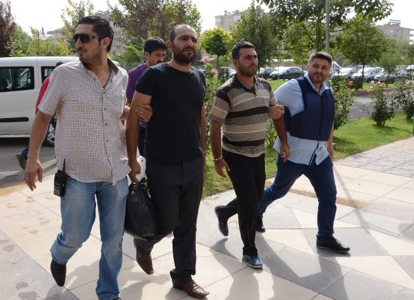 5 kişinin cinayet şüphelileri adliyede