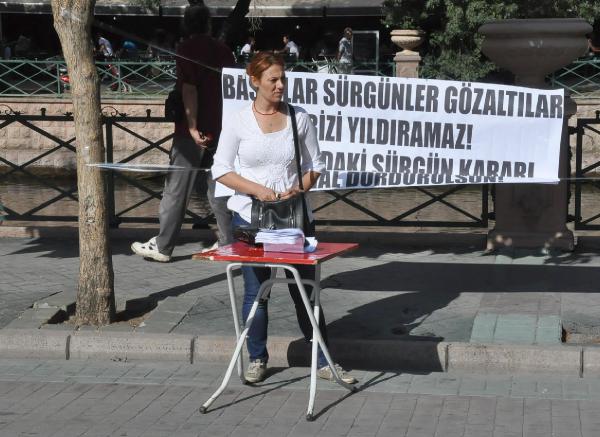 Hatice öğretmen 3 günde 3 kez gözaltına alındı