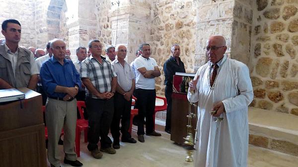 Süryaniler, Şeyh Fethullah'ı kilisede ayinle andı