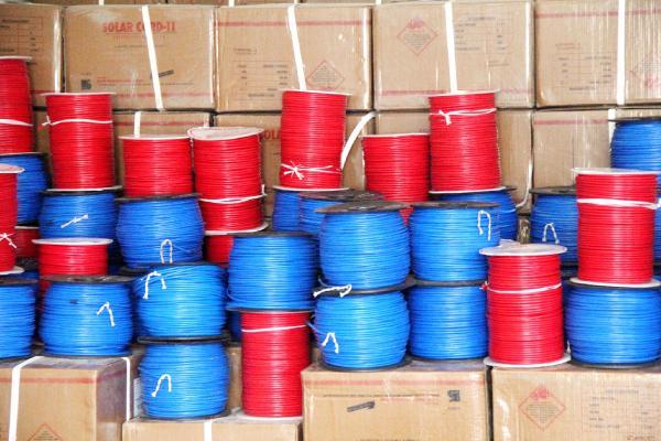Tons of explosive material seized near Syrian border