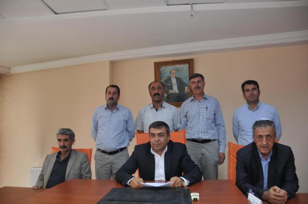 Hakkari il Genel Meclisi'nden 'Silahlar sussun' çağrısı
