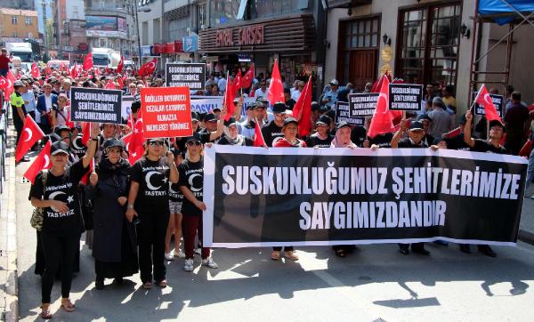 Zonguldak'ta, 'Şehitlere Saygı Yürüyüşü'