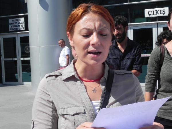 3 günde 3 kez gözaltına alınan Hatice öğretmen suç duyurusunda bulundu