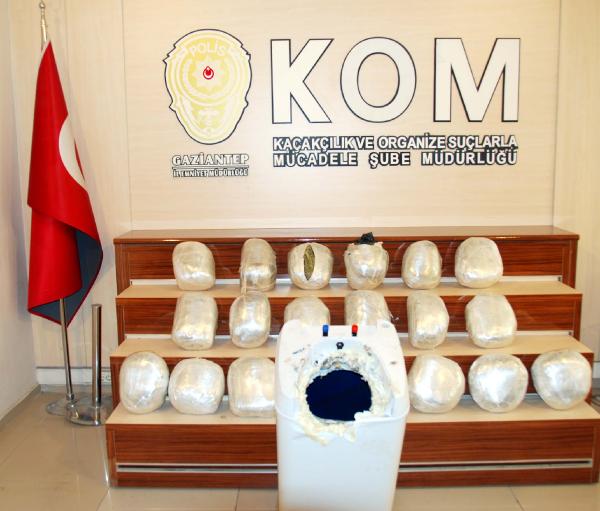 Banyodaki şofbenden esrar çıktı
