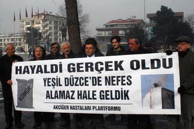 Hava kirliliği protestosuna polis engeli