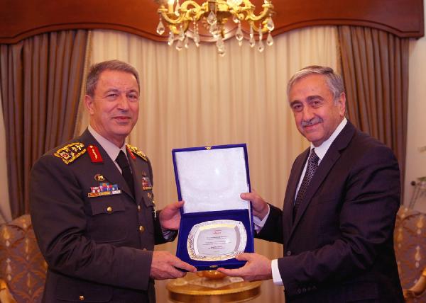 Genelkurmay Başkanı Hulusi Akar KKTC’de