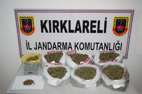 Kırklareli’de 196 kilo esrara 4 tutuklama