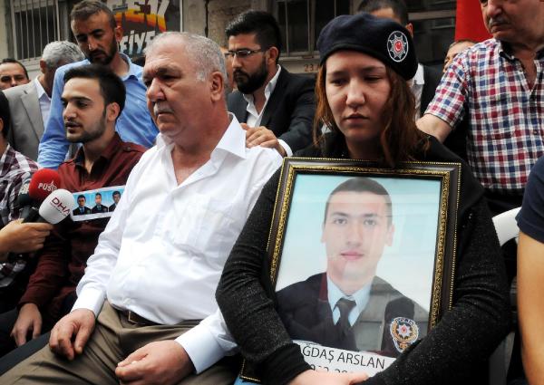 Şehidin ebe kardeşi: Hayalim Doğu'da görev yapmaktı, şimdi nereye gideyim