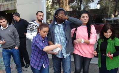 Bandırma'da motosiklet kazasında ABD'li öğretmen yaralandı