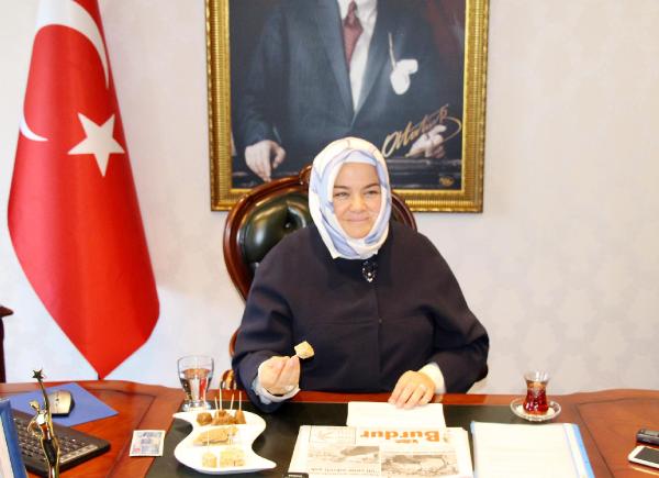 Bakan Gürcan: Aile ve Sosyal Politikalar, hayır ve dua bakanlığıdır