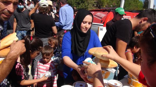 Edirne'de Suriyelilerin bekleyişi 3'üncü gününde (2)