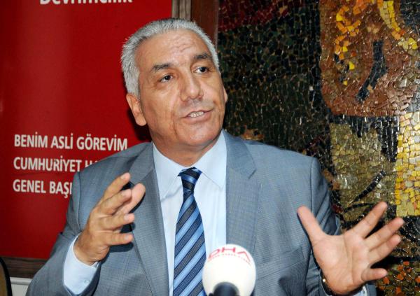 CHP'li vekil sıralamasını beğenmedi, adaylıktan çekildi