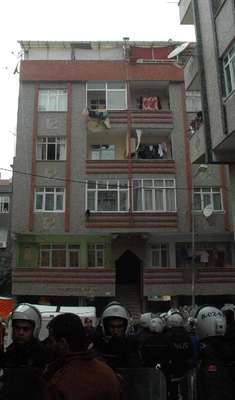 Savaştan kaçan Suriyeliler, İstanbul’da dolandırıldı