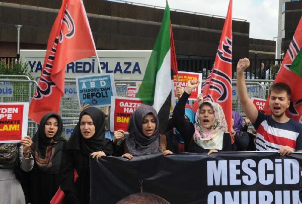 İsrail Başkonsolosluğu önünde protesto gösterisi
