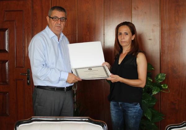 En acı diploma töreni