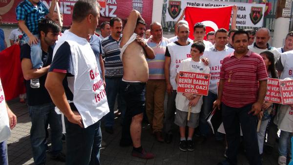 "Terörle Mücadele Sırasında Yaralanıp Gazi Sayılmayanlar Derneği"üyeleri eylemi..