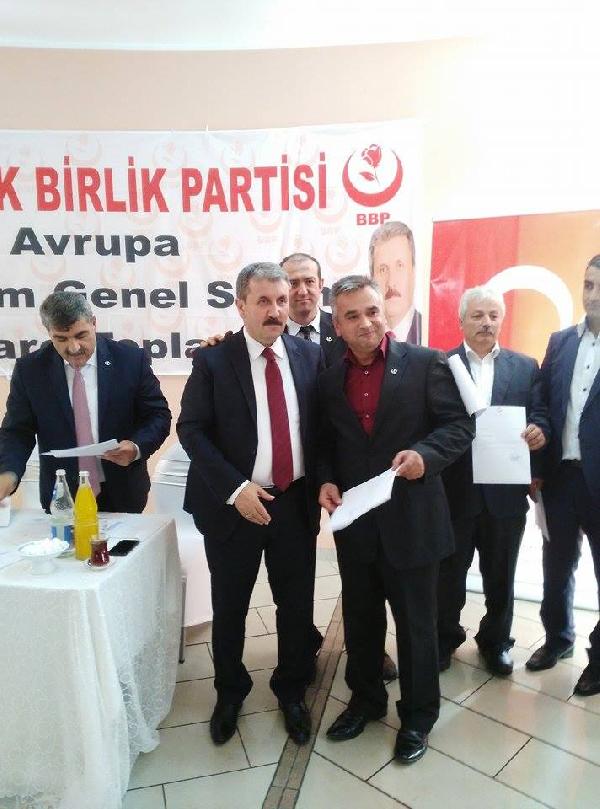 Mustafa Destici: Meral Akşener Türkiye için bir değerdir