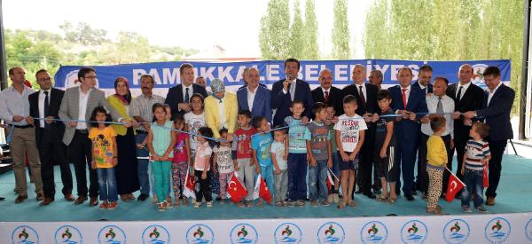 Bakan Zeybekci, bulvar ve pazaryeri açtı