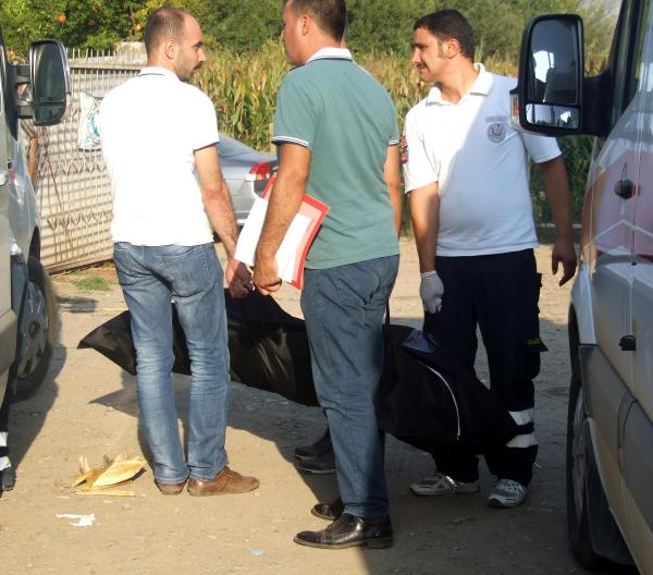 Tarlada hasat sonrası mısır toplama kavgasında 1 kişi öldü