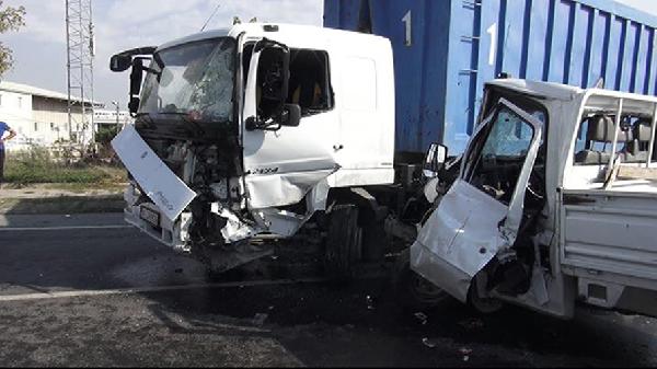 Sancaktepe'de zincirleme trafik kazası