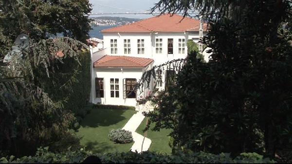 Ünlü yalıda yangın alarmı