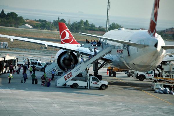 "Param çalındı" deyince, yolcular uçakta 45 dakika hapsoldu