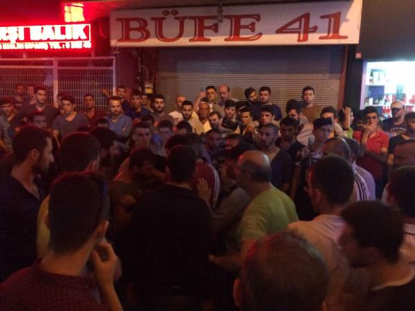 Küfür iddiasıyla başlayan kavga ilçeyi sokağa döktü
