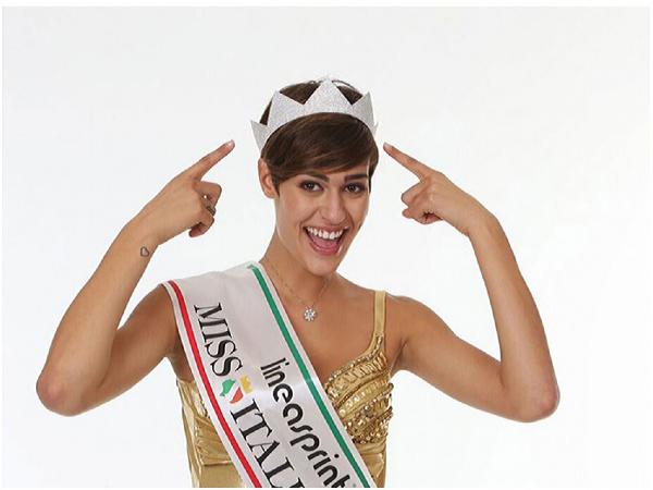 Miss İtalya’ya savaş tepkisi