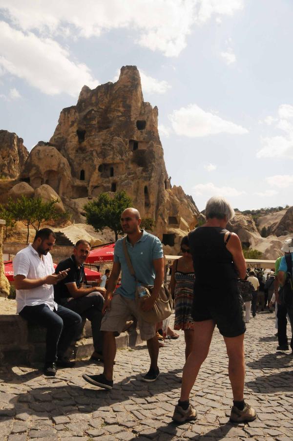 Kapadokya, bayrama dolu olarak giriyor