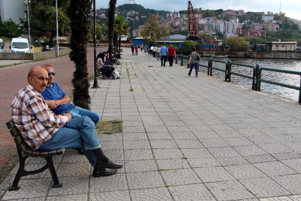Zonguldak nüfusu eriyor