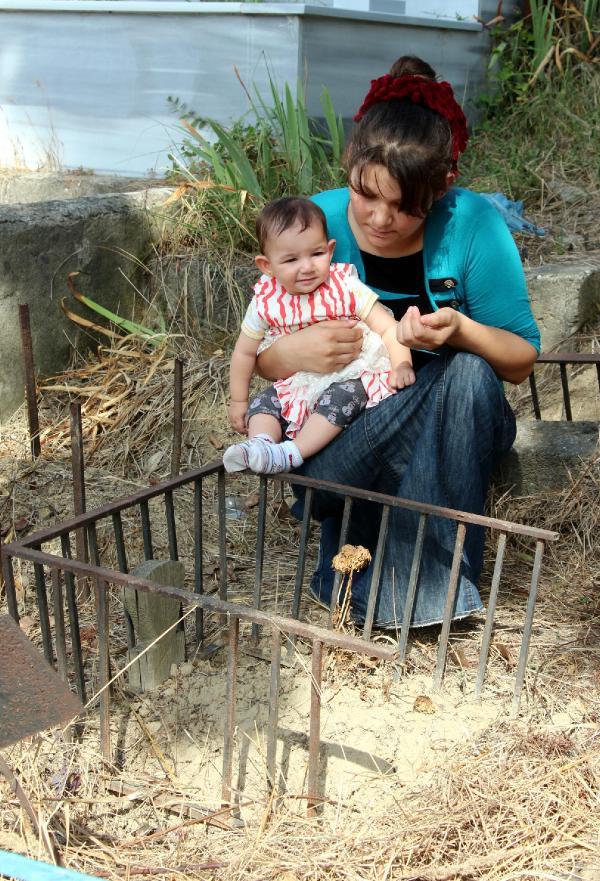 Zonguldak'ta arife günü mezarlıklar doldu