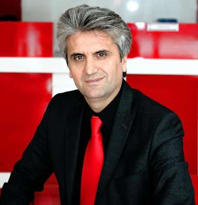 Doç. Dr. Akbaş: Büyük göğüs kamburluğa neden olur