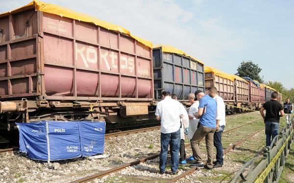 Balık tutmaya giderken trenin altında kaldı