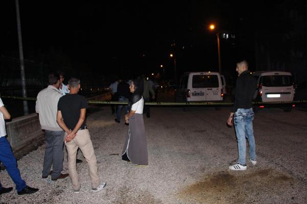 İnşaat işçisi sokakta tabancayla vurularak öldürüldü