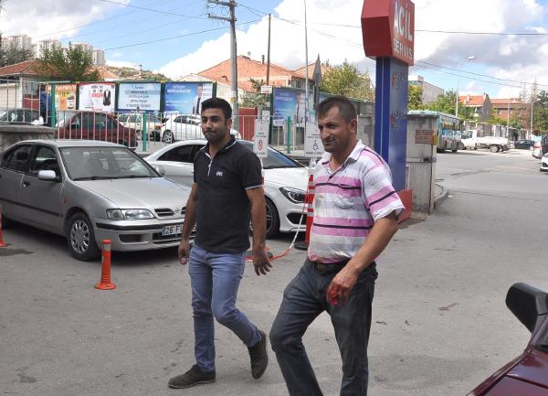 Acemi kasaplar hastanelik oldu