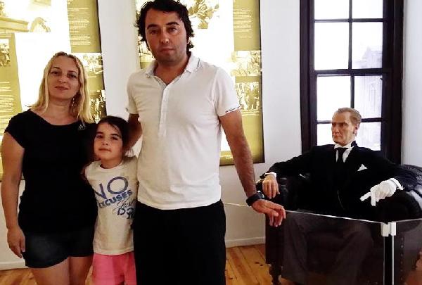 Bayramda Atatürk'ün doğduğu eve ziyaretçi akını