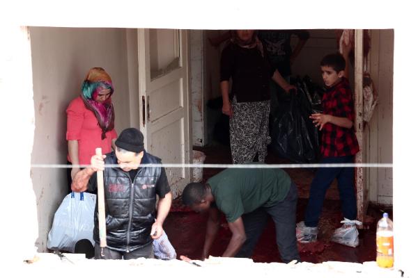 boş binada kurban kestiler