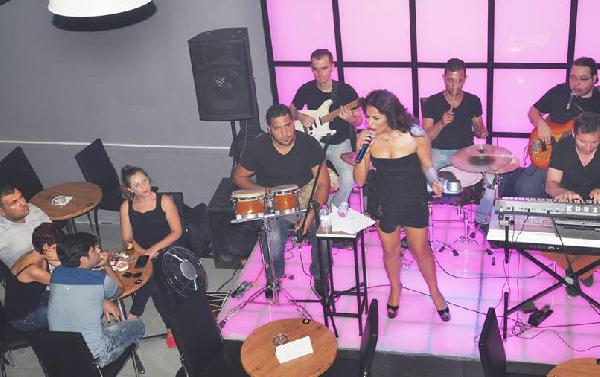 İzmit'te bayramla birlikte eğlence yerleri hareketlendi