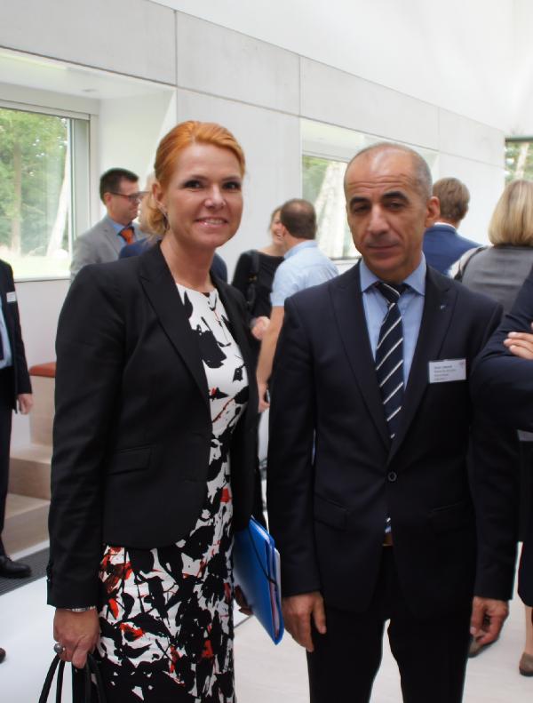 (ÖZEL HABER) Danimarka mülteciler için seferber oldu