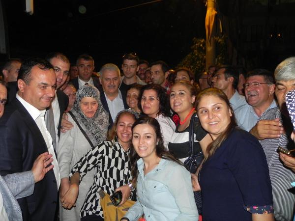 Binali Yıldırım: İlk günkü aşkla fundo Bismillah (3)