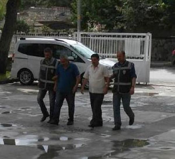 Sahte kimlikle kredi çekmek isteyen 2 kişi tutuklandı