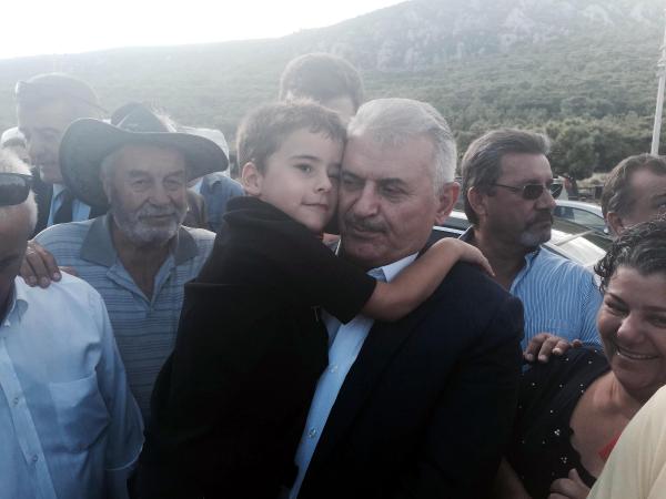 Yıldırım: Siyasi yarış yerine İzmir'i yarışa soksak herkes mutlu olacak