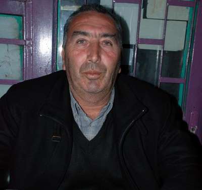 İki düveyi arazide kesen hırsızlar, bir danayı da canlı olarak götürdü