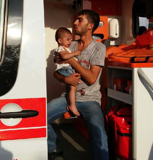 Gaziantep'te minibüs devrildi: 3 ölü, 5 yaralı (2)